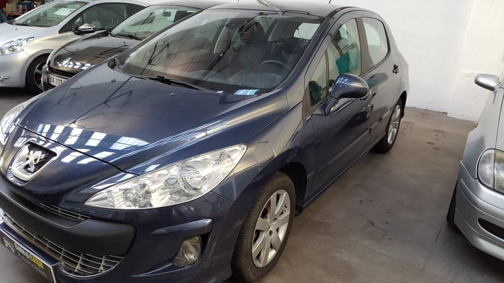 Peugeot 308 - Photo 3