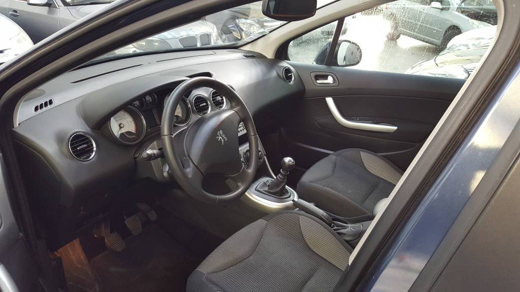 Peugeot 308 - Photo 4