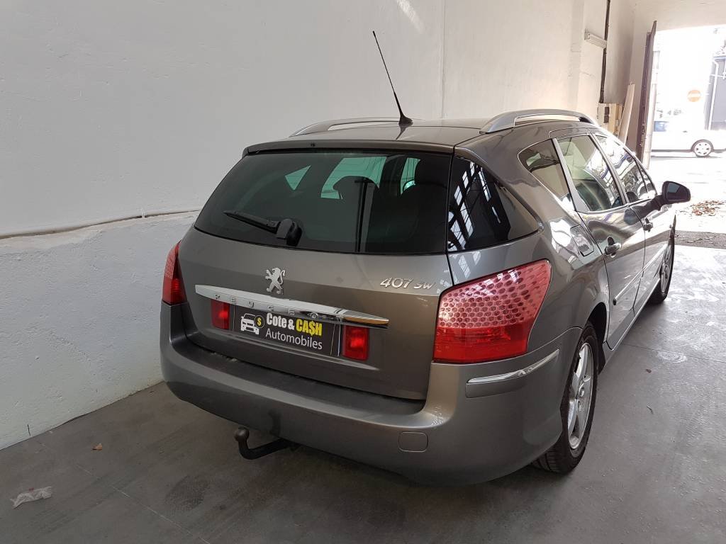 Peugeot 407 SW - Photo 3