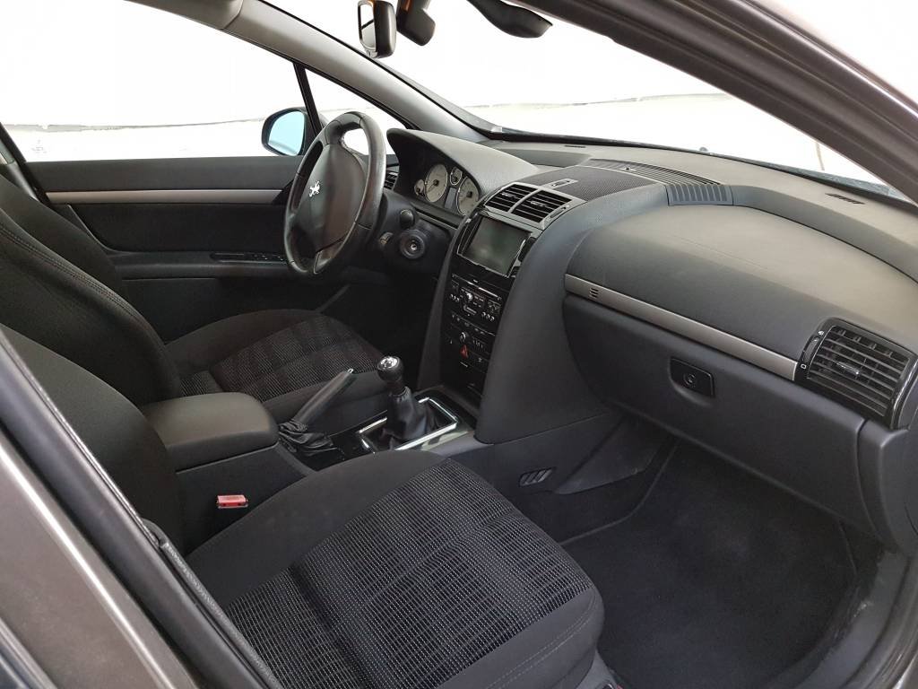 Peugeot 407 SW - Photo 4