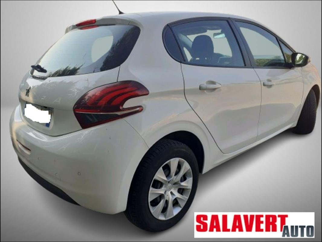 Peugeot 208 - Photo 4