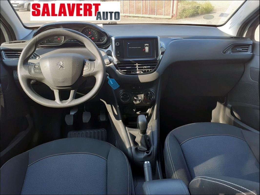 Peugeot 208 - Photo 5