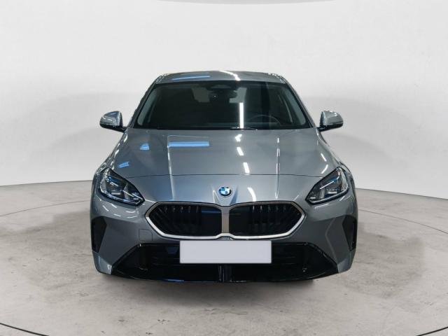 BMW Série 1 - Photo 2