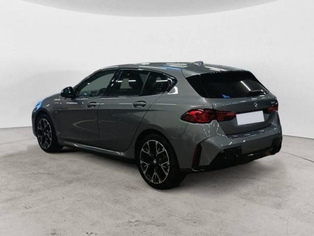 BMW Série 1 - Photo 8