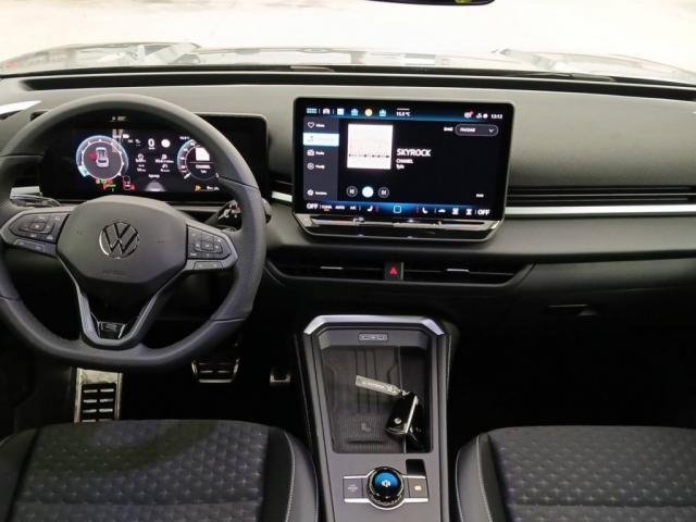 Volkswagen T-Roc - Photo 9