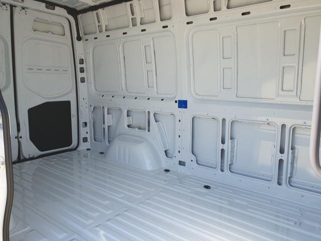 Mercedes Sprinter - Photo 12