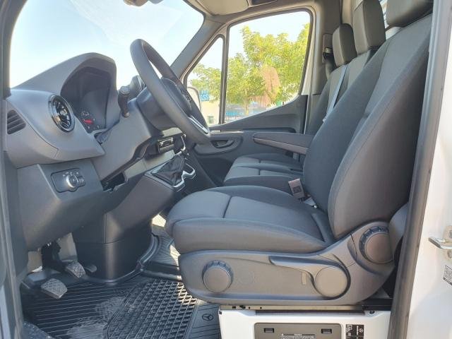 Mercedes Sprinter - Photo 5