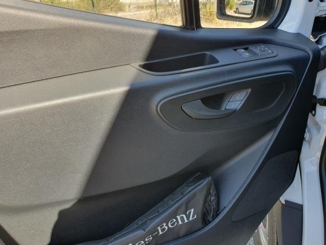 Mercedes Sprinter - Photo 6