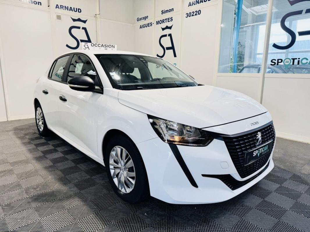 Peugeot 208 - Photo 1