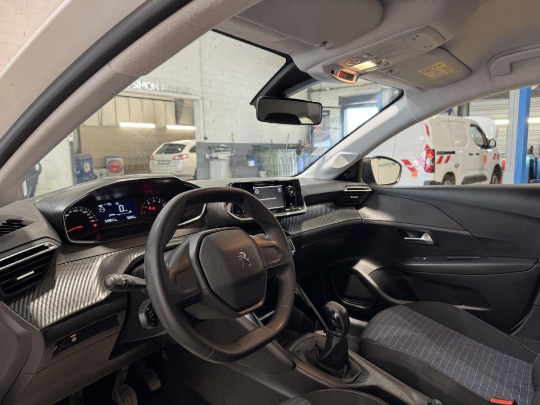 Peugeot 208 - Photo 8