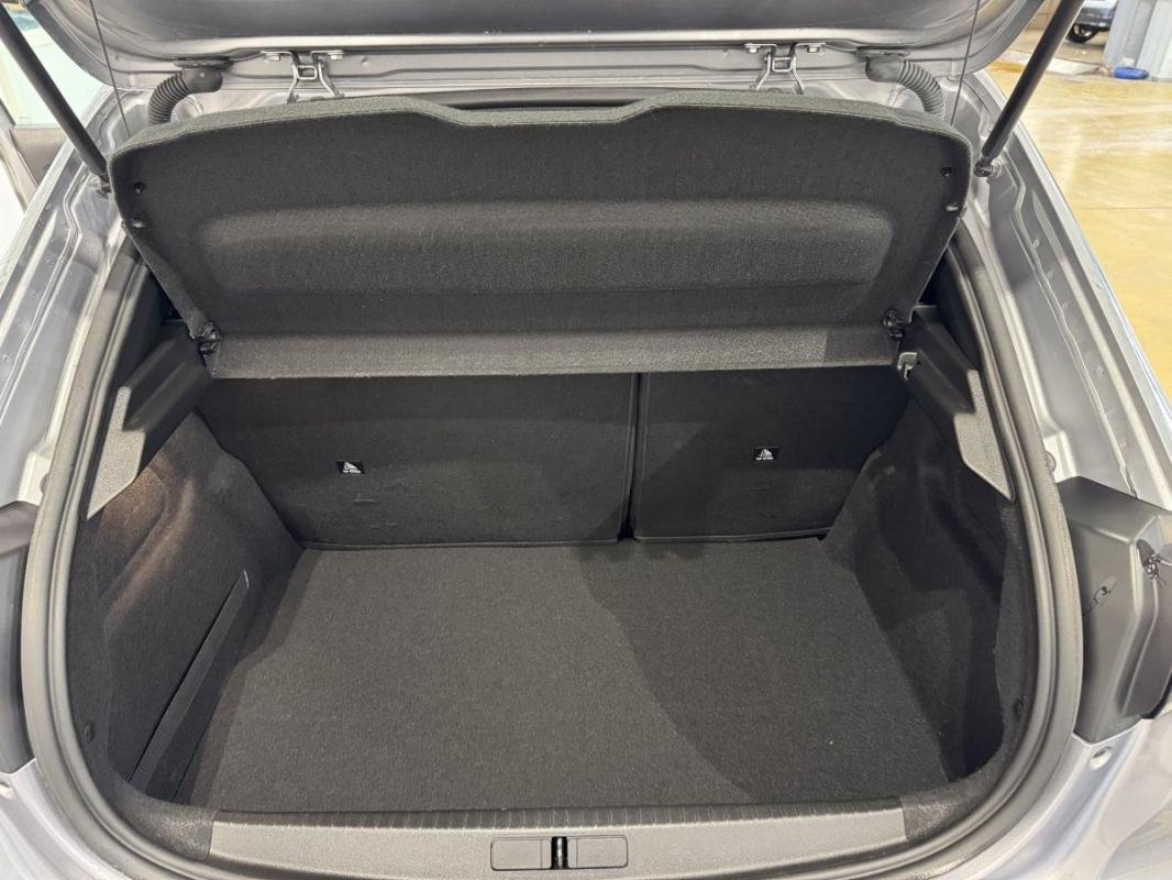 Peugeot 208 - Photo 18