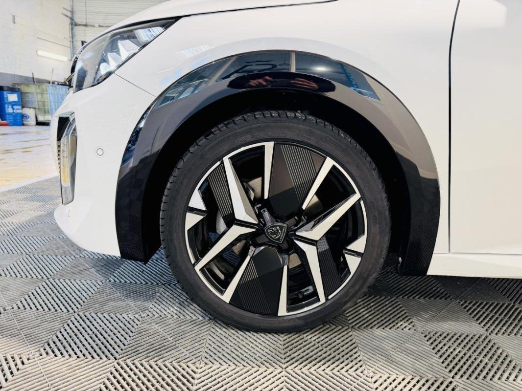 Peugeot 208 - Photo 4