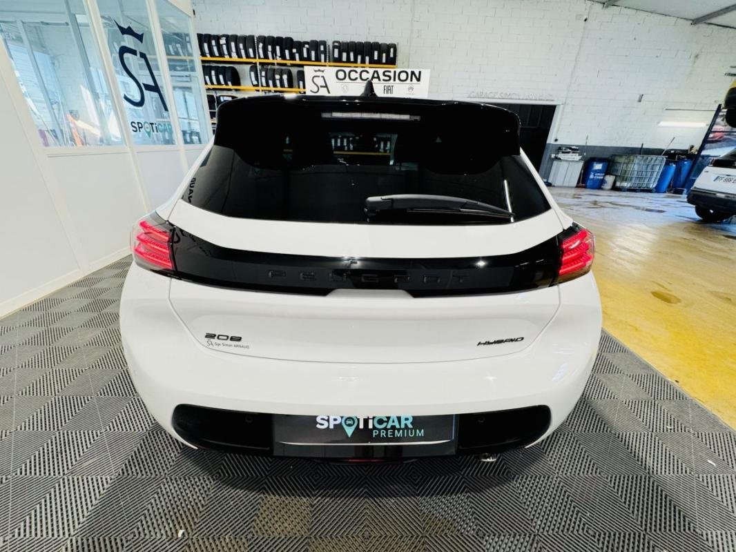 Peugeot 208 - Photo 6