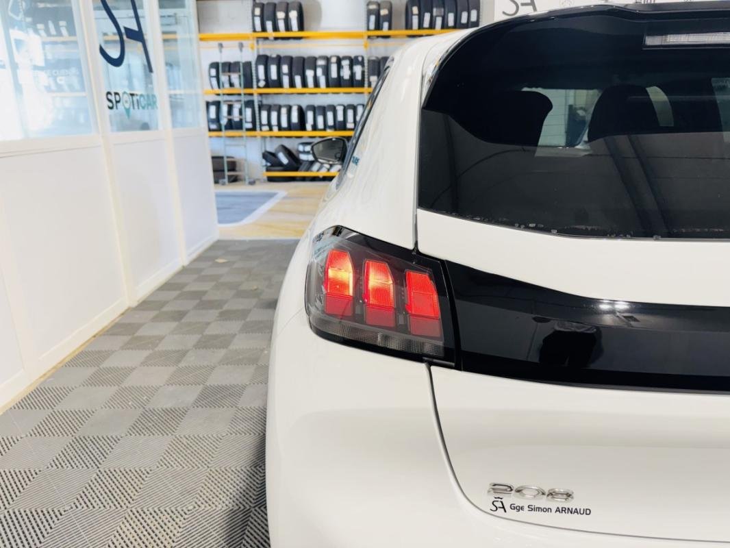 Peugeot 208 - Photo 20