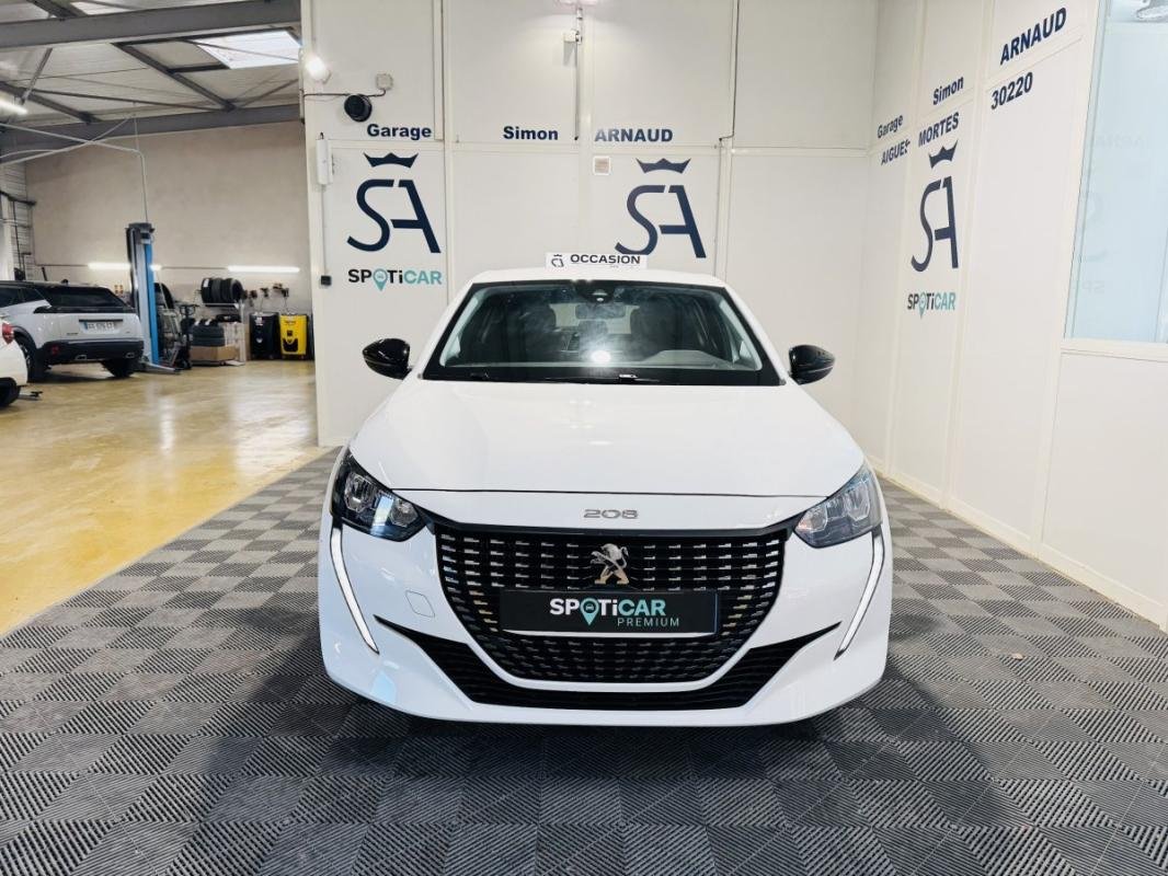Peugeot 208 - Photo 2