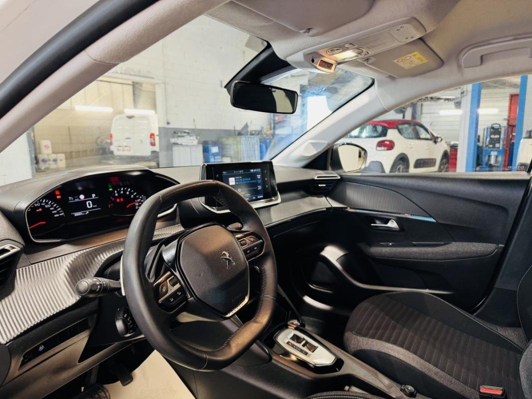 Peugeot 208 - Photo 10