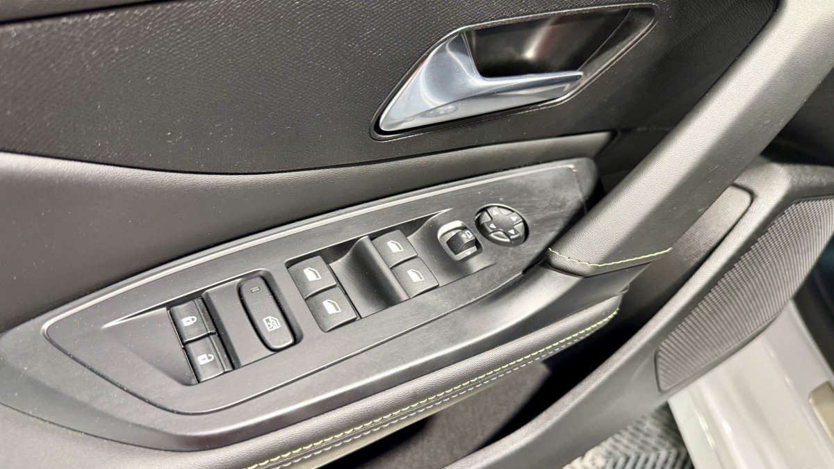 Peugeot 308 - Photo 16