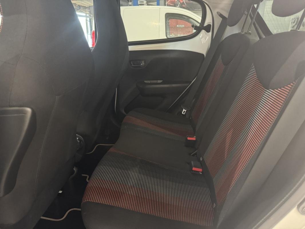 Peugeot 108 - Photo 17