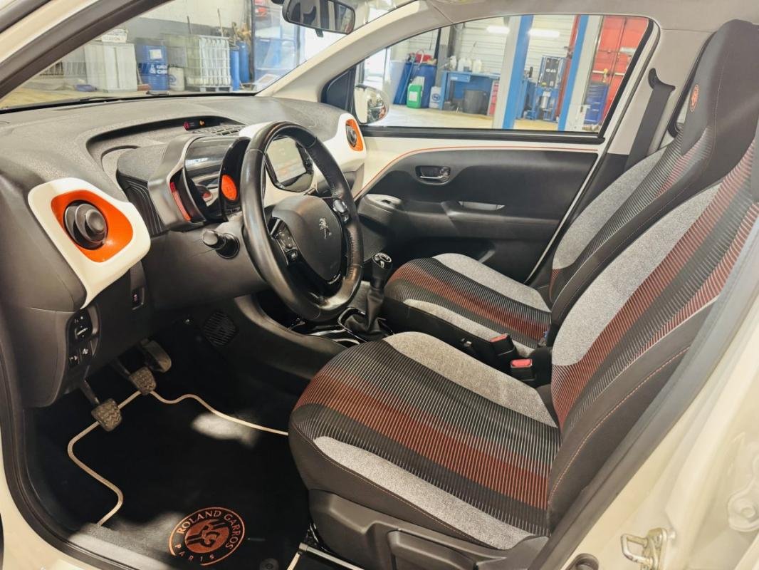 Peugeot 108 - Photo 9
