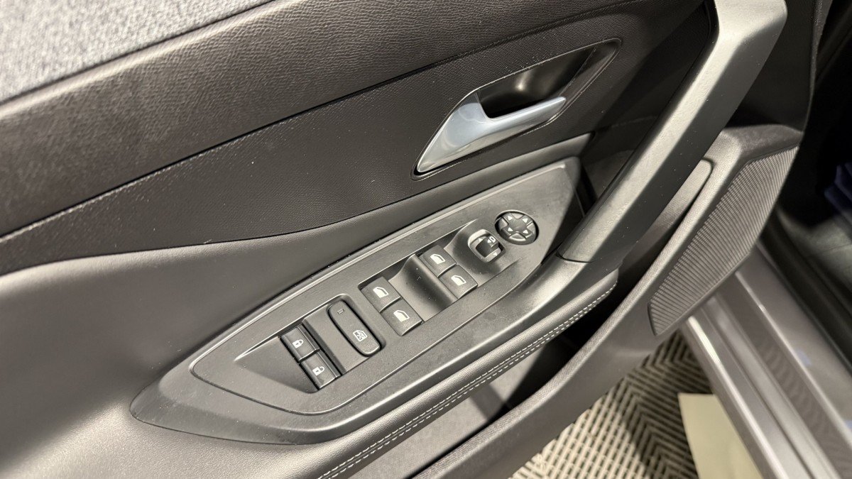 Peugeot 308 SW - Photo 14