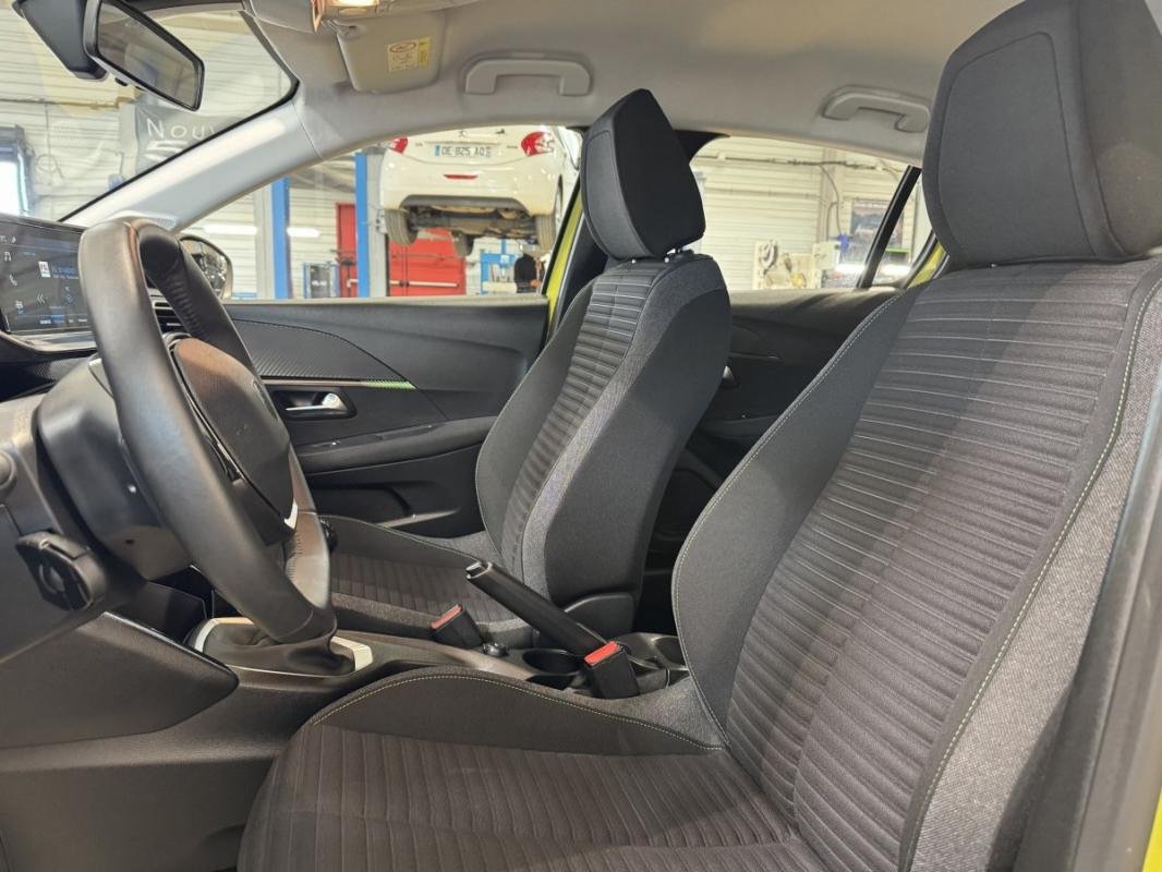 Peugeot 208 - Photo 9