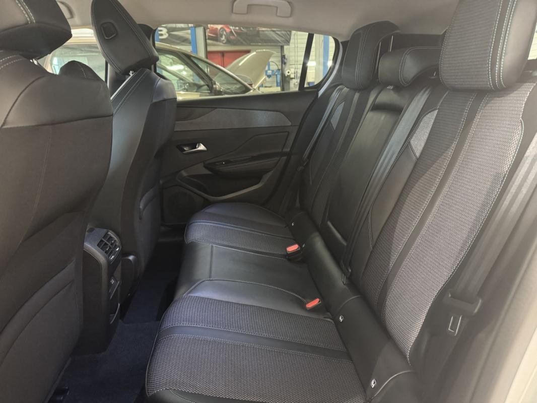 Peugeot 308 - Photo 18