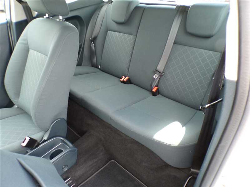 Ford Fiesta - Photo 10