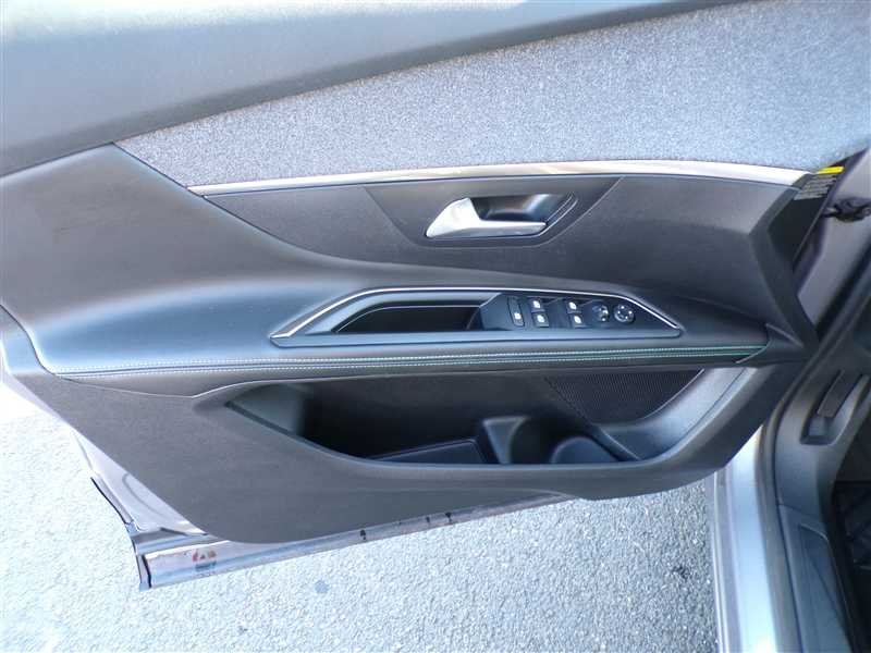 Peugeot 5008 - Photo 9