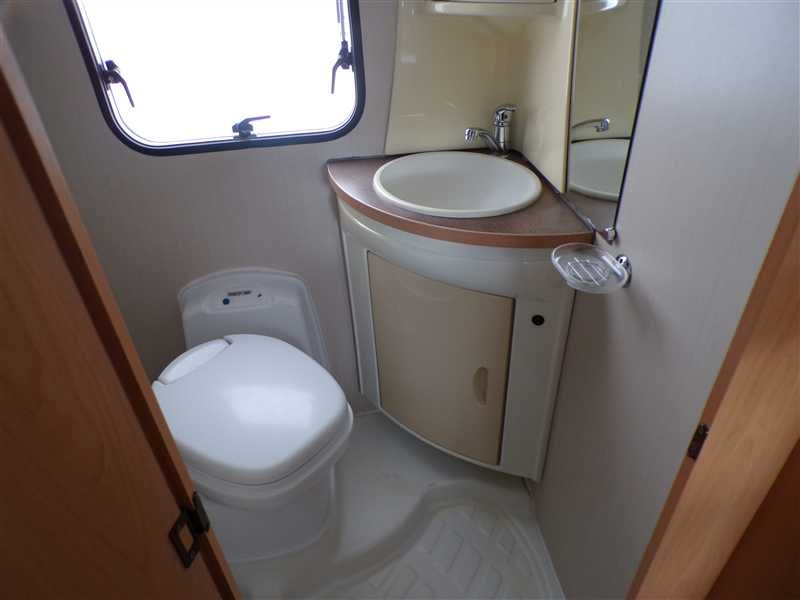 Ford Transit - Photo 6