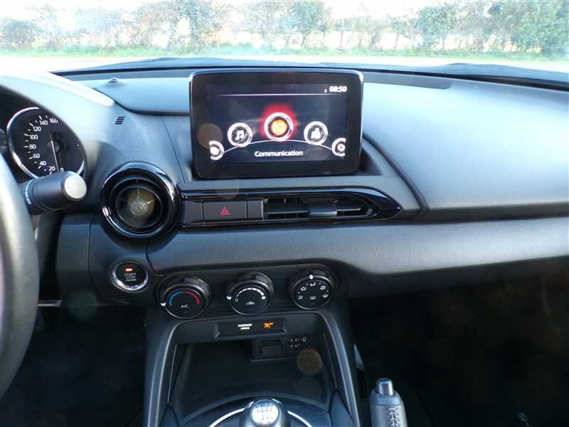 Mazda MX-5 - Photo 11