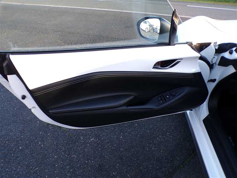 Mazda MX-5 - Photo 8