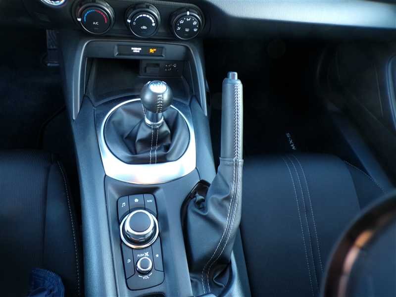 Mazda MX-5 - Photo 10