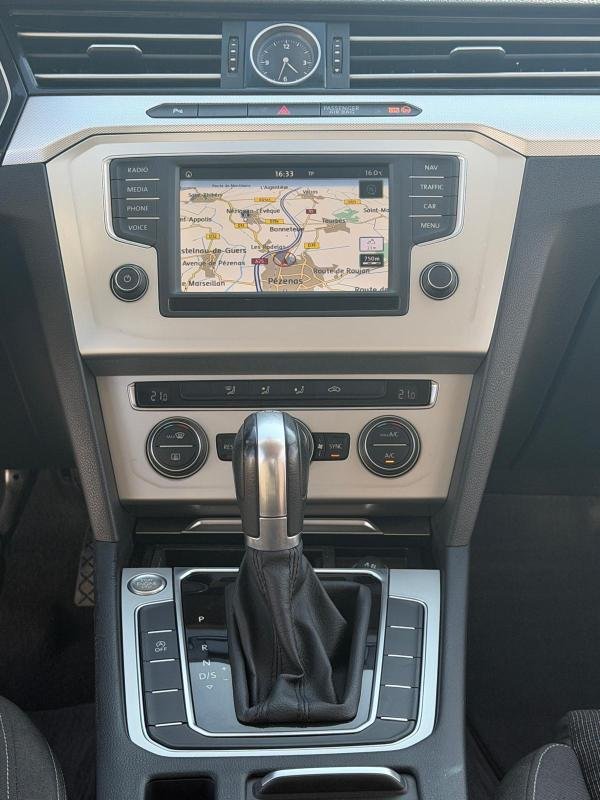Volkswagen Passat - Photo 10