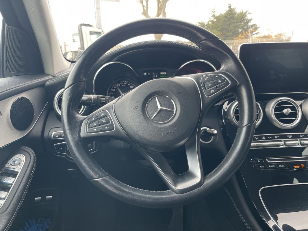 Mercedes GLC - Photo 2