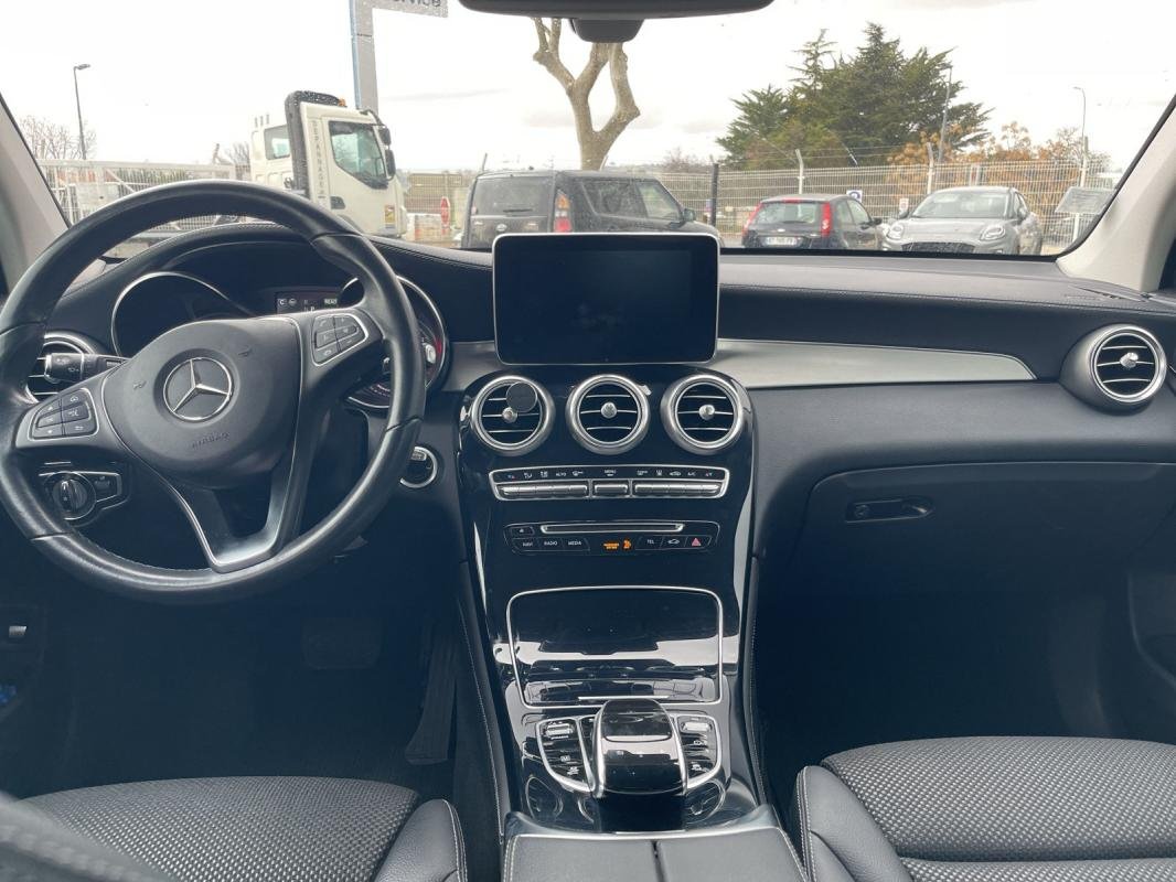 Mercedes GLC - Photo 4