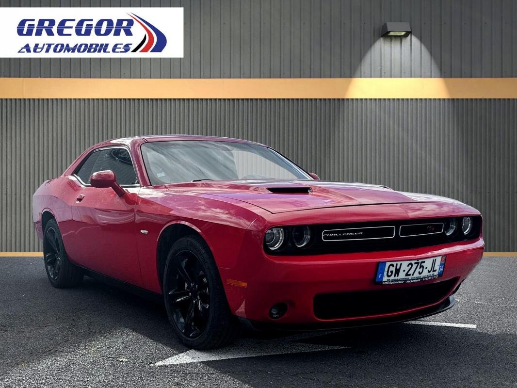 Dodge Challenger - Photo 4