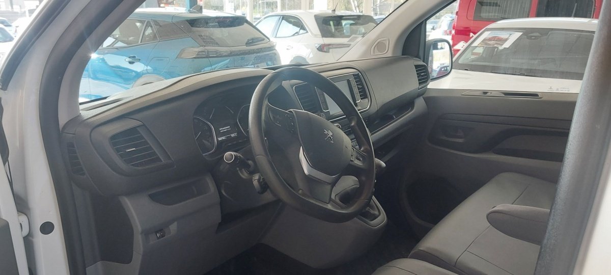 Peugeot Expert - Photo 8