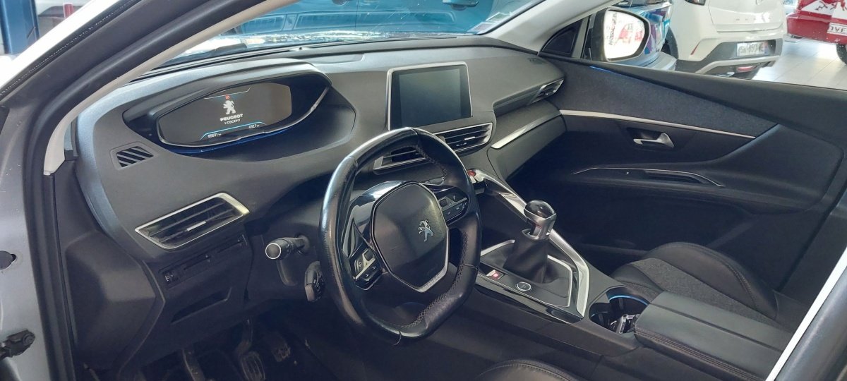 Peugeot 3008 - Photo 12