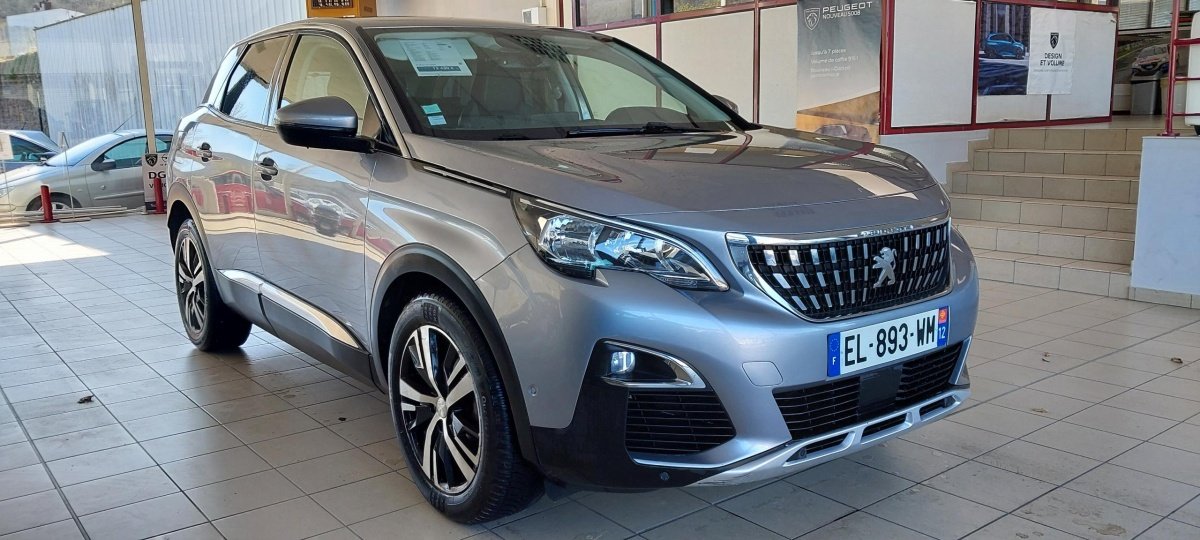 Peugeot 3008 - Photo 2