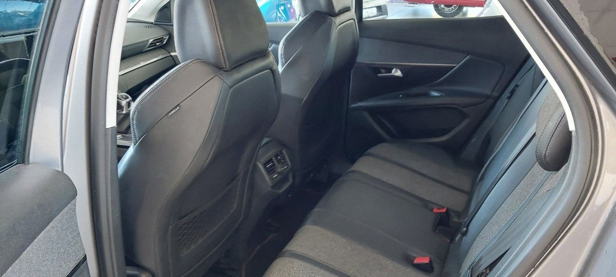Peugeot 3008 - Photo 8