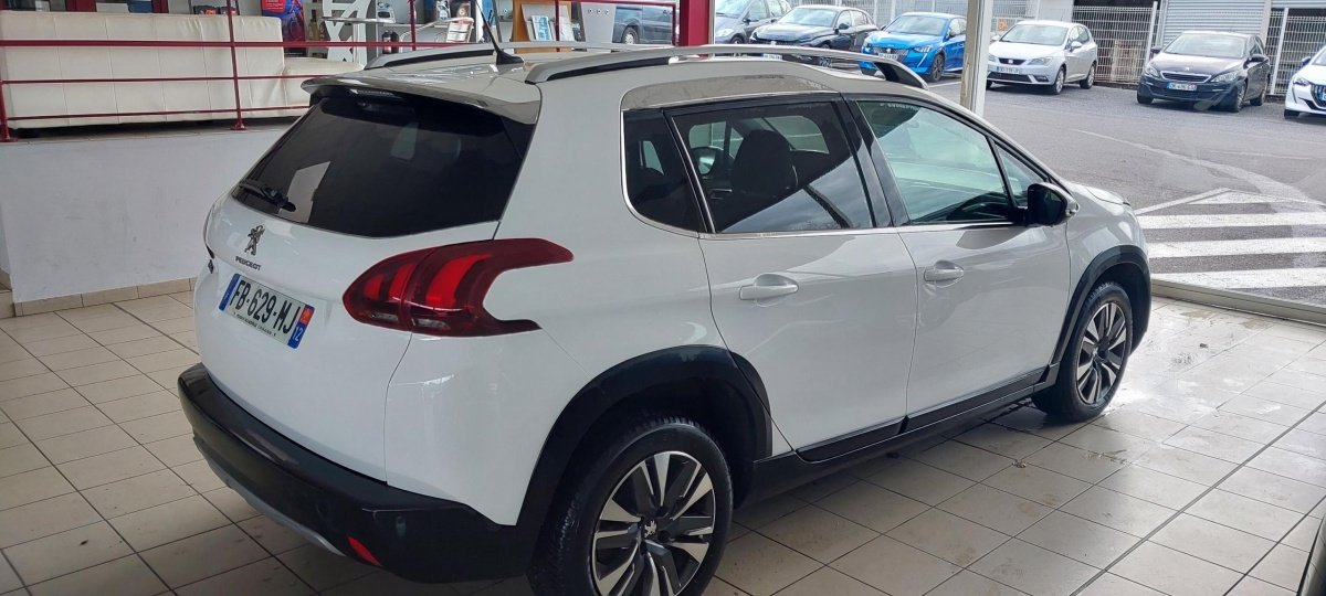 Peugeot 2008 - Photo 3