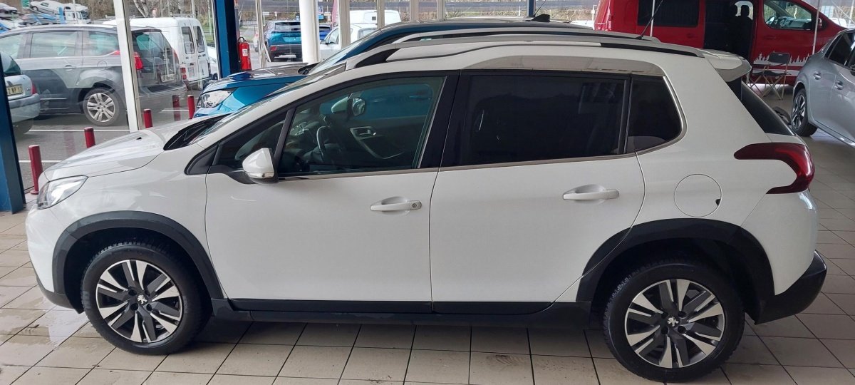 Peugeot 2008 - Photo 6