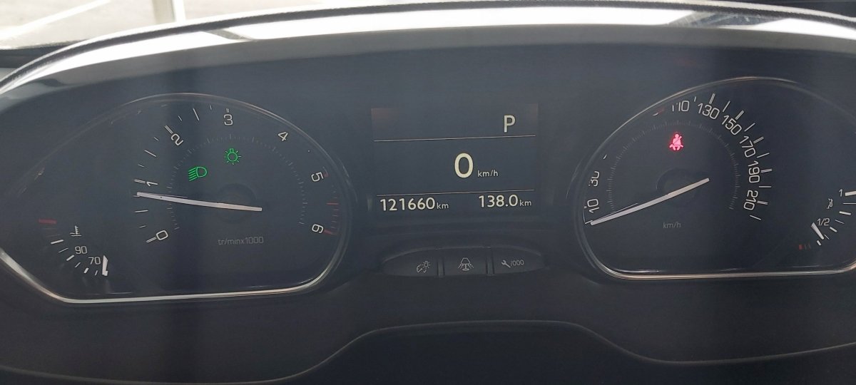 Peugeot 2008 - Photo 10