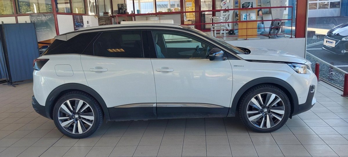 Peugeot 3008 - Photo 2