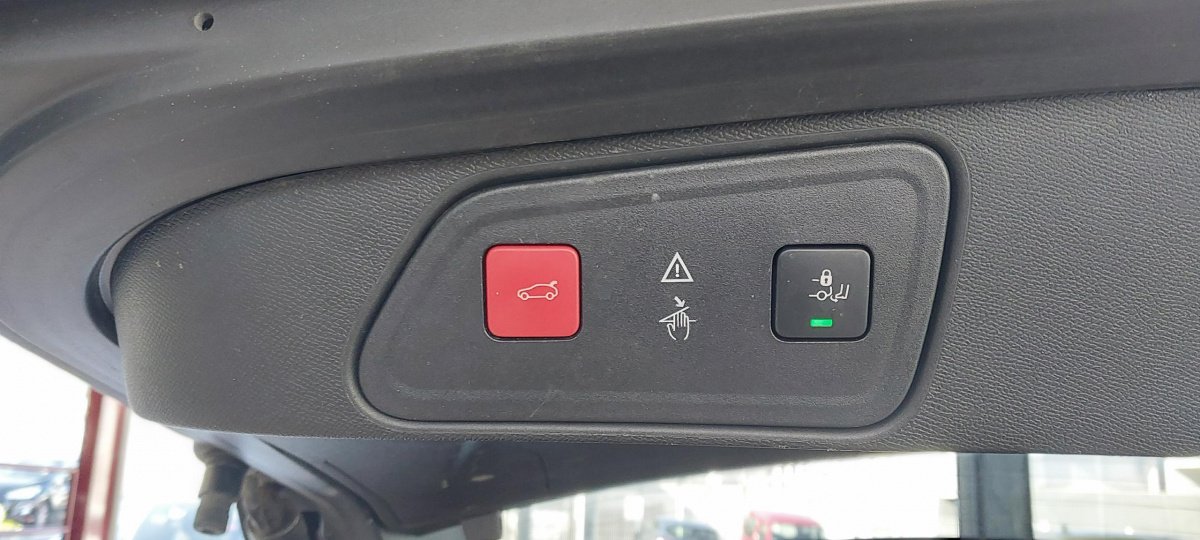 Peugeot 3008 - Photo 9