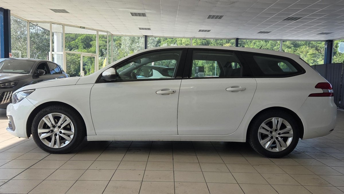 Peugeot 308 - Photo 3