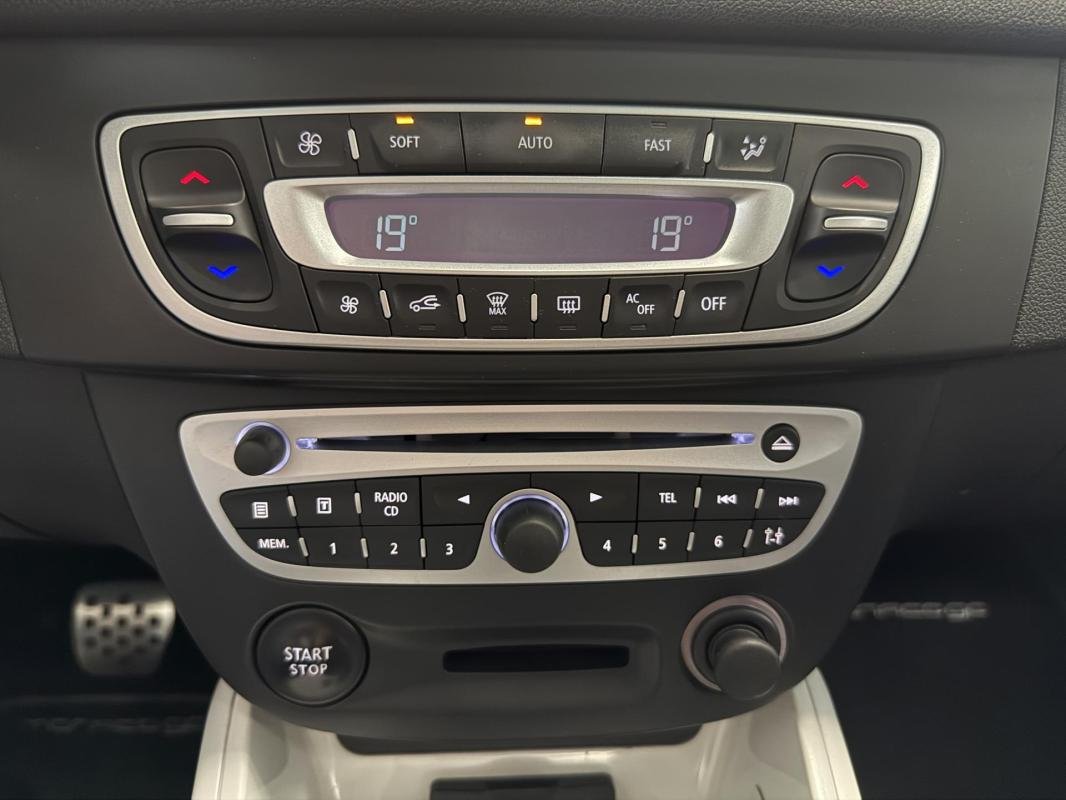 Renault Mégane - Photo 26