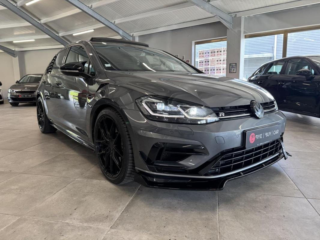 Volkswagen Golf - Photo 2