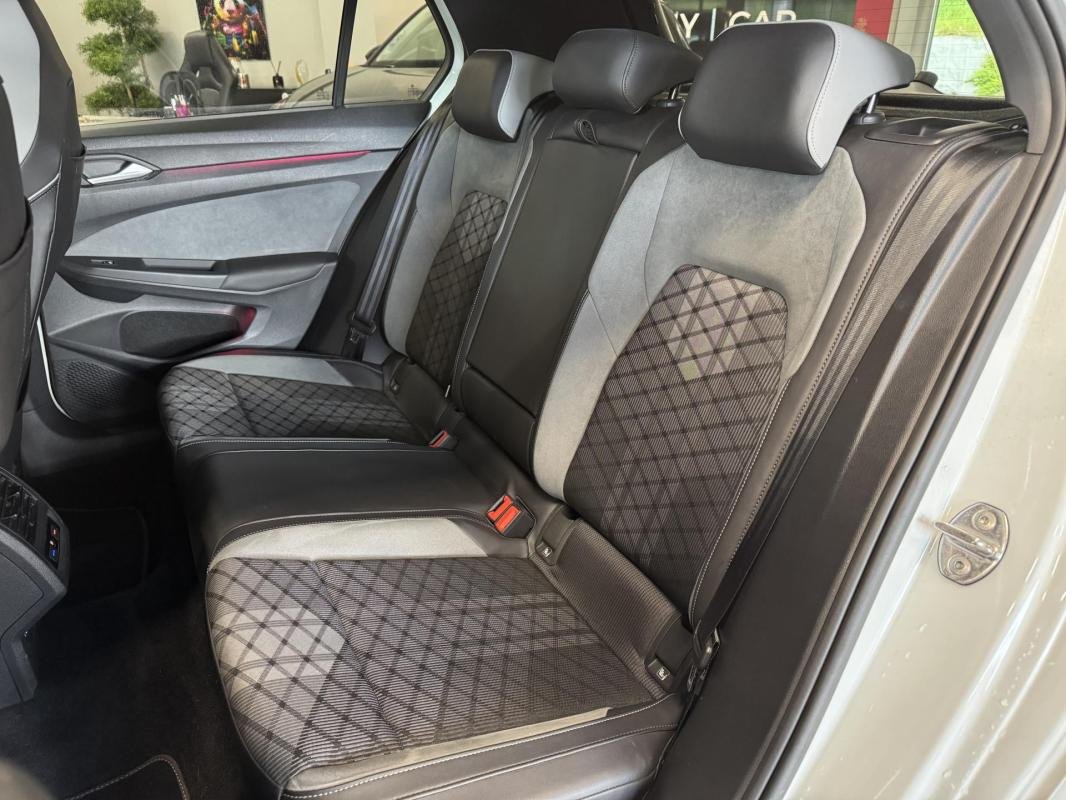 Volkswagen Golf - Photo 16