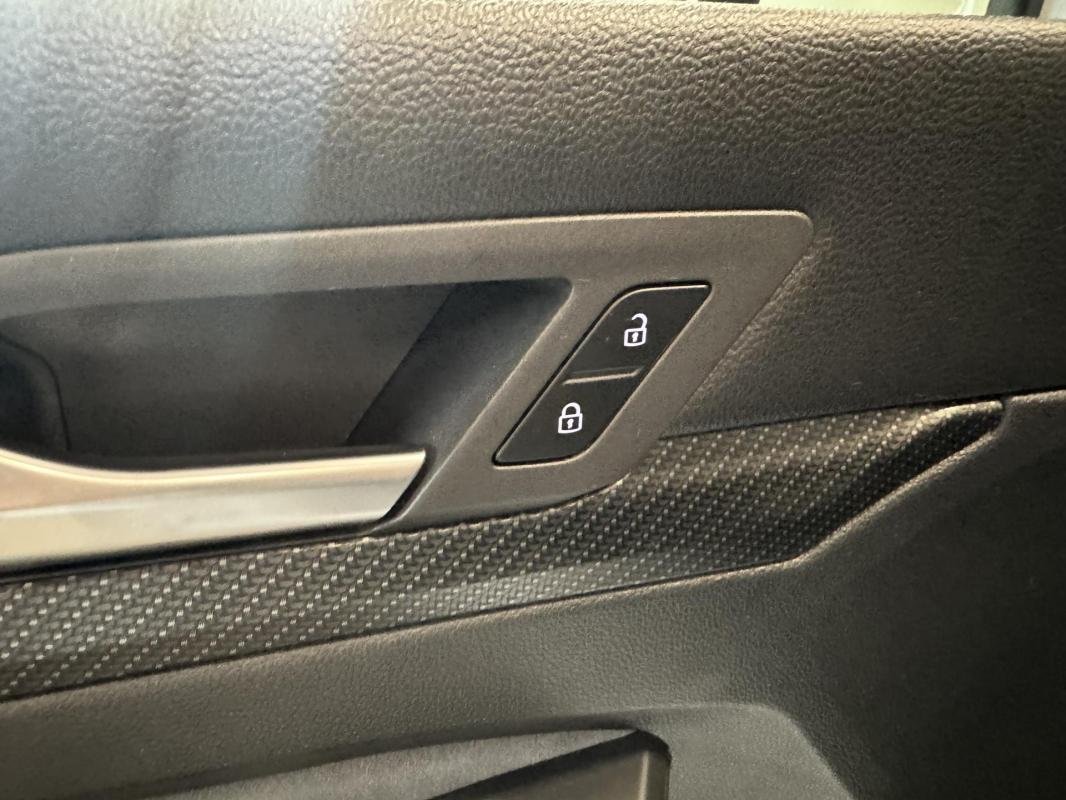 Volkswagen Golf - Photo 19